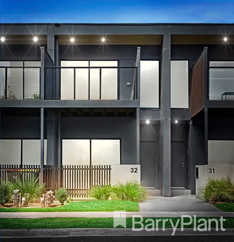 32 Gorman Drive, Mill Park VIC 3082