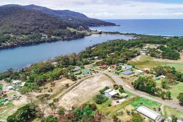 24 Ferntree Road, Eaglehawk Neck TAS 7179