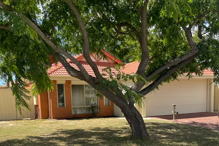 2 Iona Place