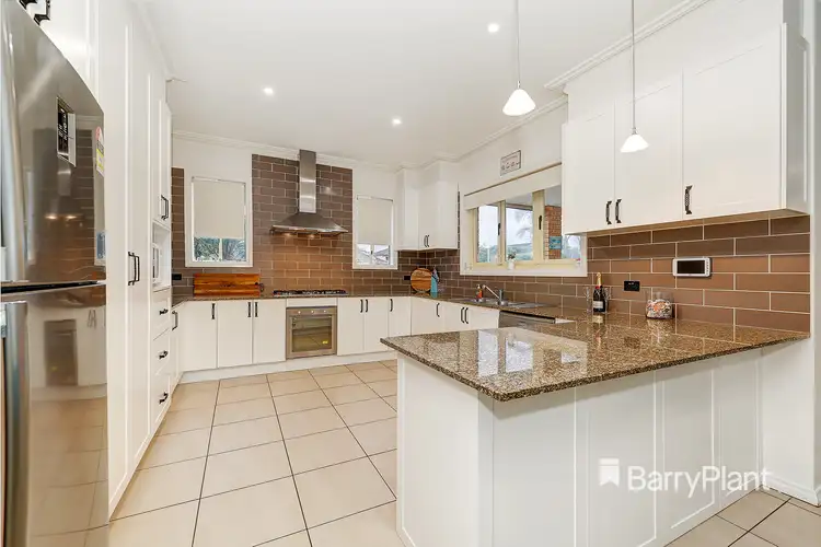 Sixth view of Homely house listing, 15 Stranraer Close, Greenvale VIC 3059