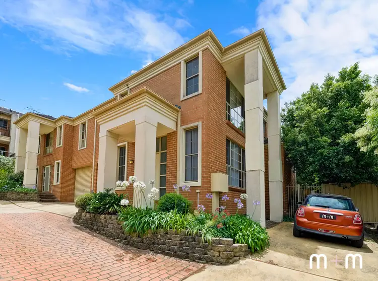 2/6 Kembla Street, Balgownie NSW 2519