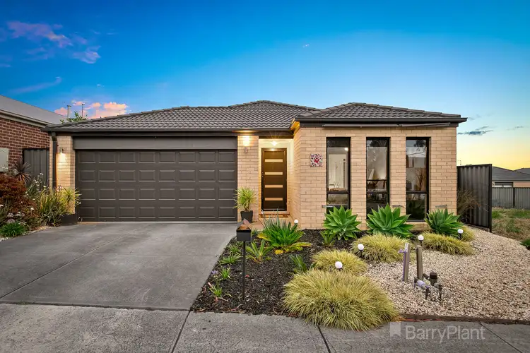 18 Sienna Way, Pakenham VIC 3810