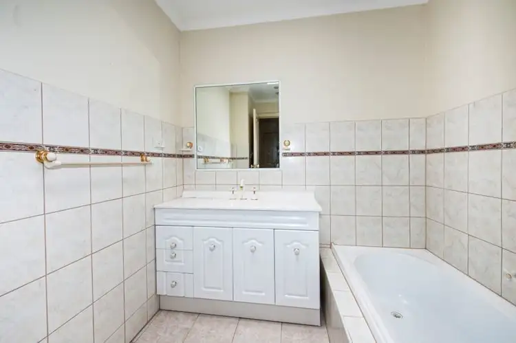 Fifth view of Homely townhouse listing, 12/2 Shoalhaven Street, Bundoora VIC 3083