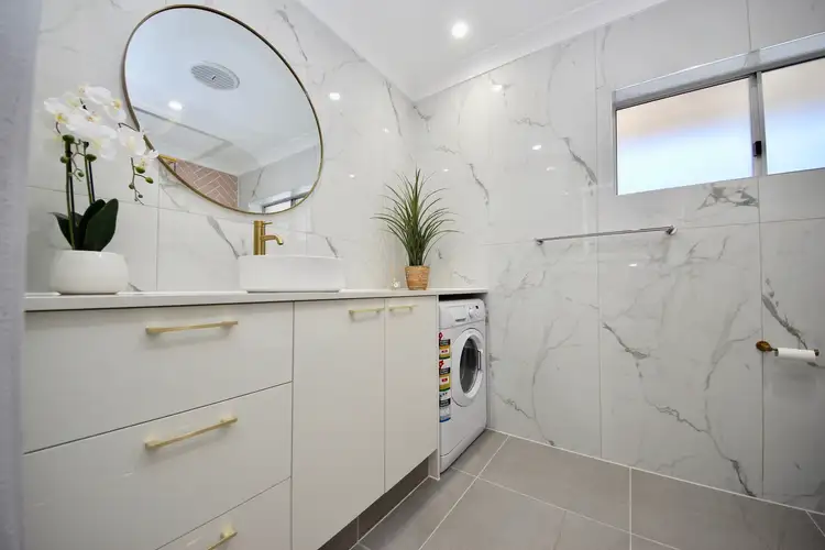 Fourth view of Homely apartment listing, 8/39 Arthur Street, Mermaid Beach QLD 4218