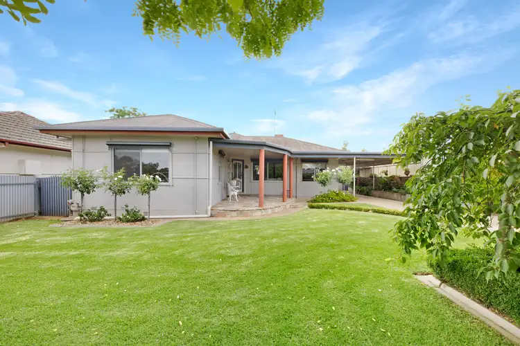 30 Gitchell Street, Corowa NSW 2646