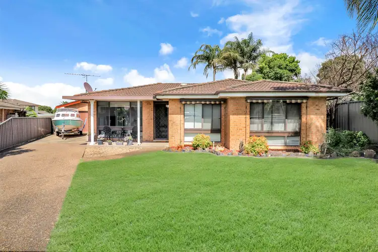16 Carpenter Place, Minchinbury NSW 2770