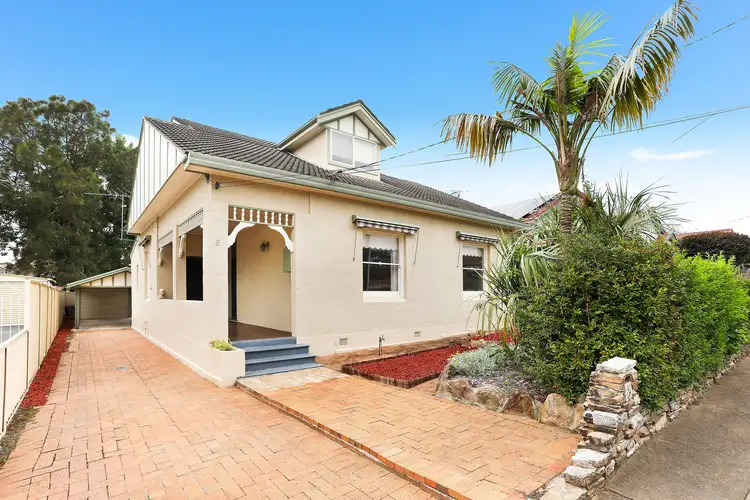 8 Sunbeam Avenue, Burwood NSW 2134