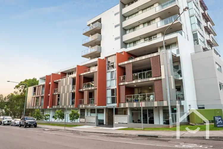 6/47 Stowe Avenue, Campbelltown NSW 2560