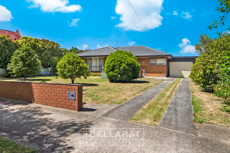 71 Neill Street, Beaufort VIC 3373