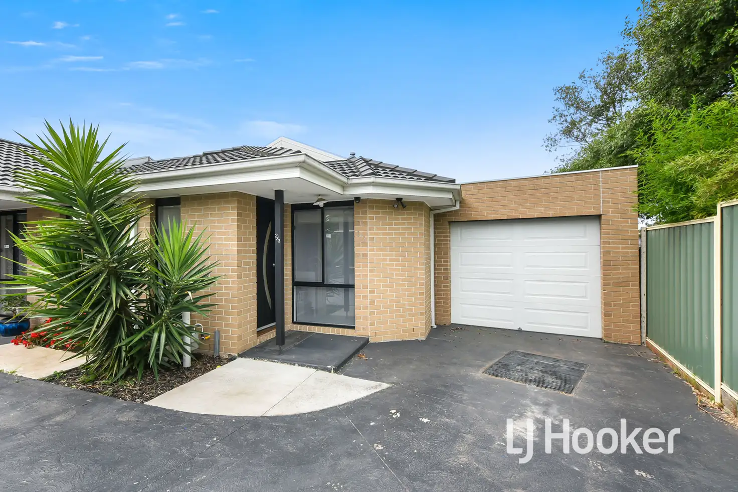 Main view of Homely unit listing, 2/3 Kylie Court, Hampton Park VIC 3976