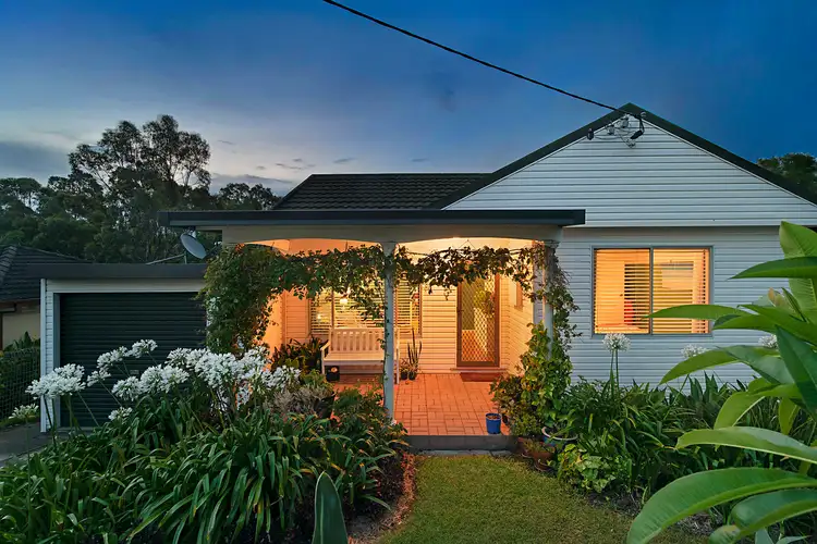 46 Acacia Avenue, Waratah West NSW 2298