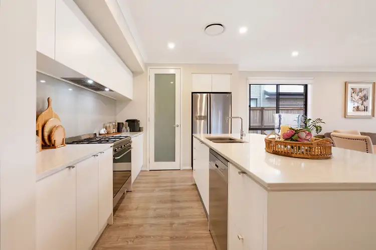 Fifth view of Homely house listing, 70 Greenview Circuit, Arundel QLD 4214