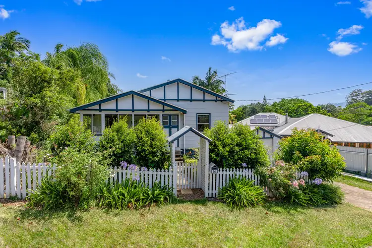 16 Chevallum Road, Palmwoods QLD 4555
