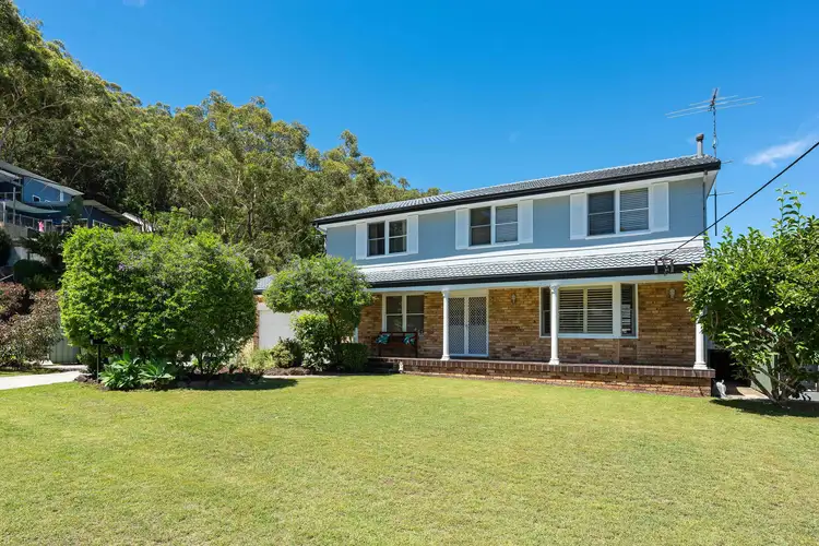 2 Thames Street, Woronora NSW 2232