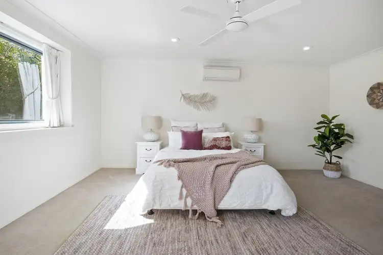 Sixth view of Homely villa listing, 8 (101)/125 Santa Cruz Boulevard, Clear Island Waters QLD 4226