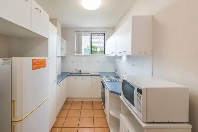 Fourth view of Homely unit listing, 2/41 Cameron Street, Fairfield QLD 4103