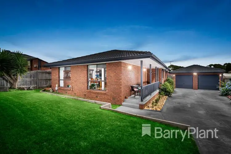 16 Warburton Court, Mill Park VIC 3082