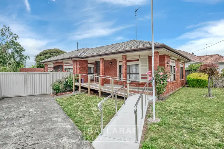 370 Forest Street, Wendouree VIC 3355