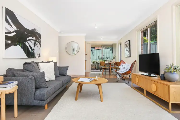 Main view of Homely townhouse listing, 2/59 Rowland Avenue, Wollongong NSW 2500