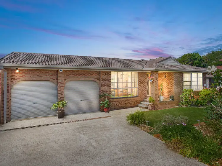 13 Henzel Road, Green Point NSW 2251