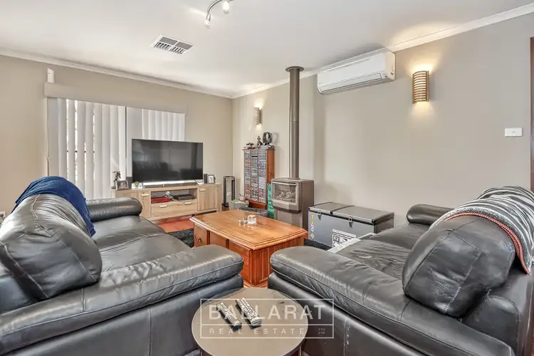 Second view of Homely house listing, 2/194 Gladstone Street, Maryborough VIC 3465