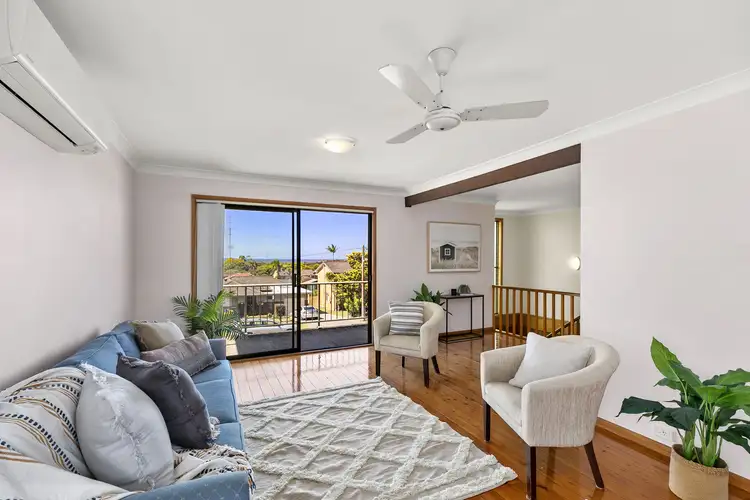 Fifth view of Homely house listing, 10 Hillcrest Avenue, Bateau Bay NSW 2261