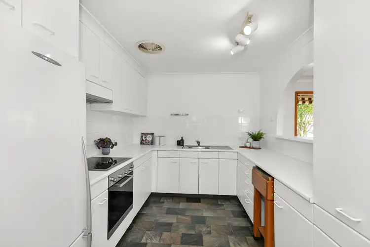 Sixth view of Homely house listing, 10 Hillcrest Avenue, Bateau Bay NSW 2261