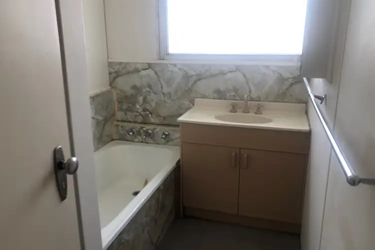 Seventh view of Homely house listing, 18 Morris Street, Robinvale VIC 3549