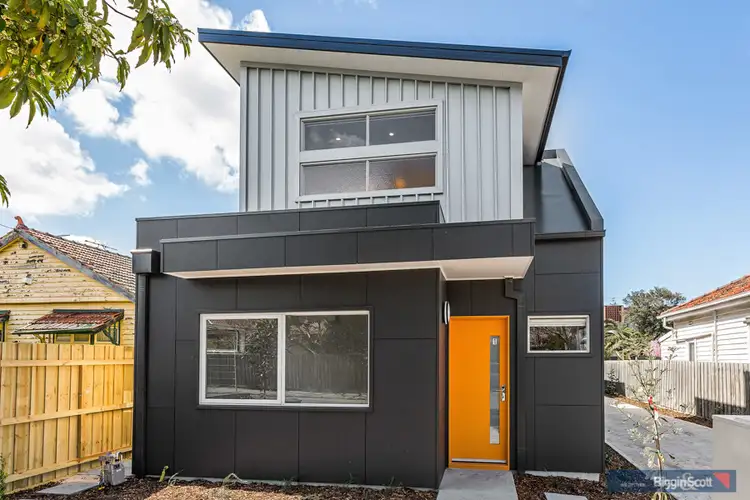 1/17 Clarke Street
