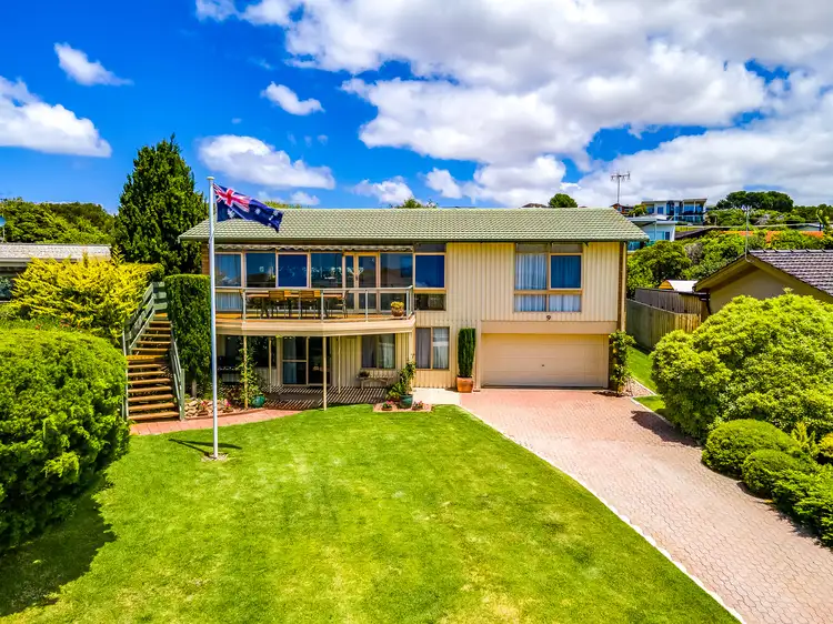 9 Viking Street, Encounter Bay SA 5211