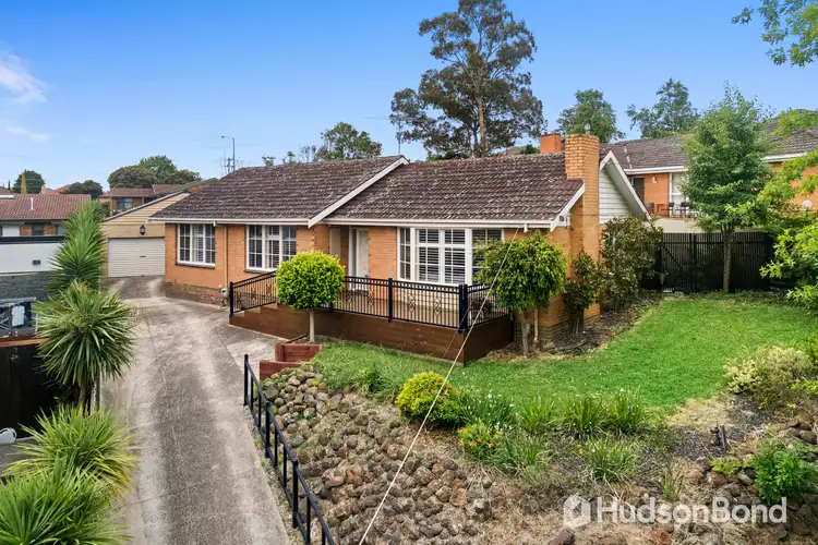 25 Soderlund Drive, Doncaster VIC 3108