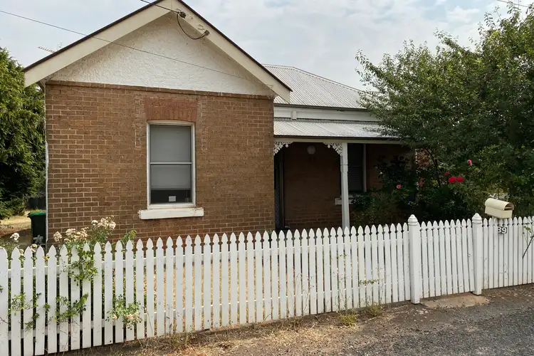 39 Rosemary Lane, Orange NSW 2800
