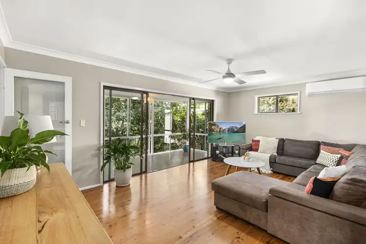 32 Bradleys Road, North Avoca NSW 2260