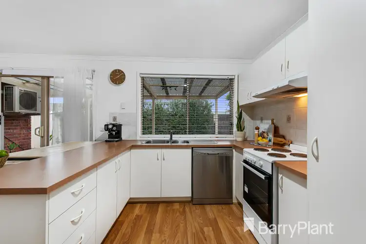 Seventh view of Homely house listing, 8 Cantal Court, Hoppers Crossing VIC 3029