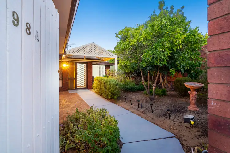 98A Huntriss Road, Karrinyup WA 6018
