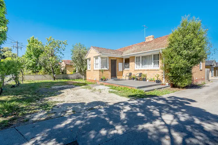 Main view of Homely house listing, 1/1099 High Street, Reservoir VIC 3073