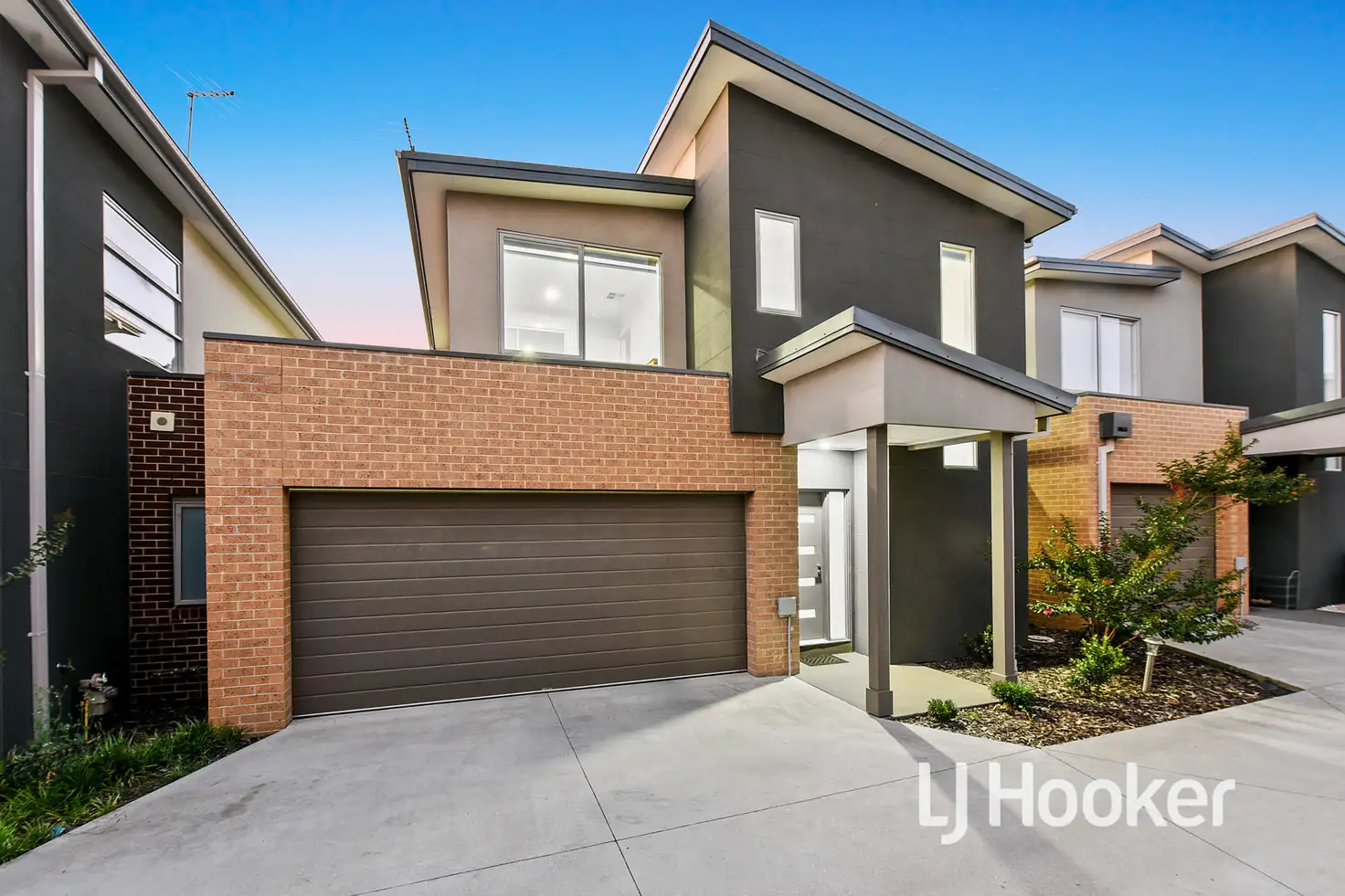 Main view of Homely townhouse listing, 5/365 Pound Road, Hampton Park VIC 3976