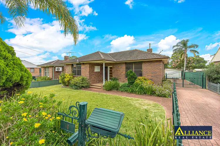 10 Braesmere Road, Panania NSW 2213