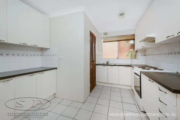 1/10 Burlington Road
