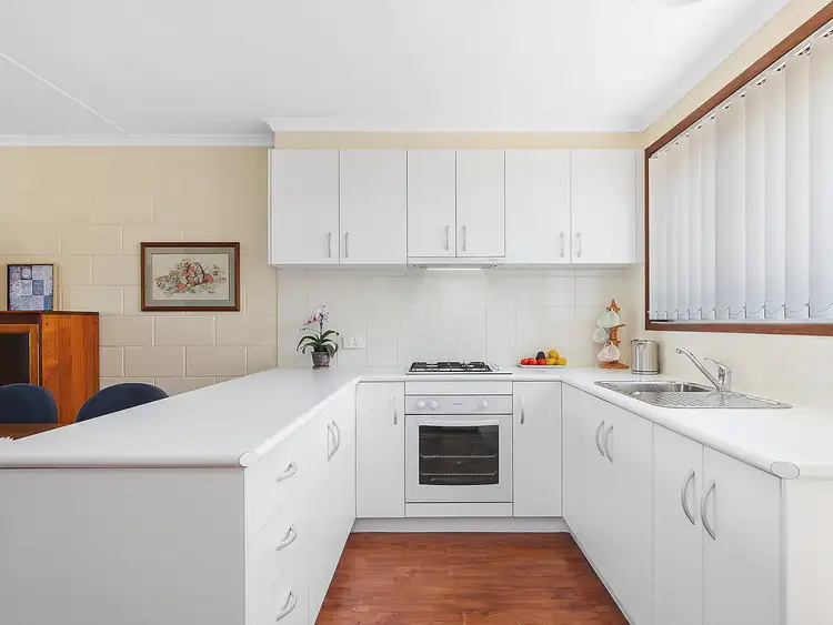 Third view of Homely unit listing, 2/6 Casaceli Court, Whittington VIC 3219