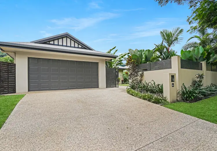 11 Huntley Crescent, Redlynch QLD 4870