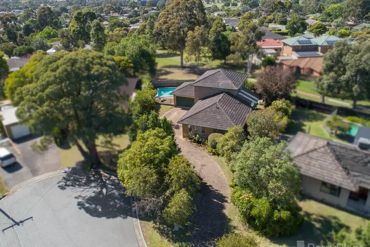 Second view of Homely house listing, 6 Parklands Court, Narre Warren VIC 3805