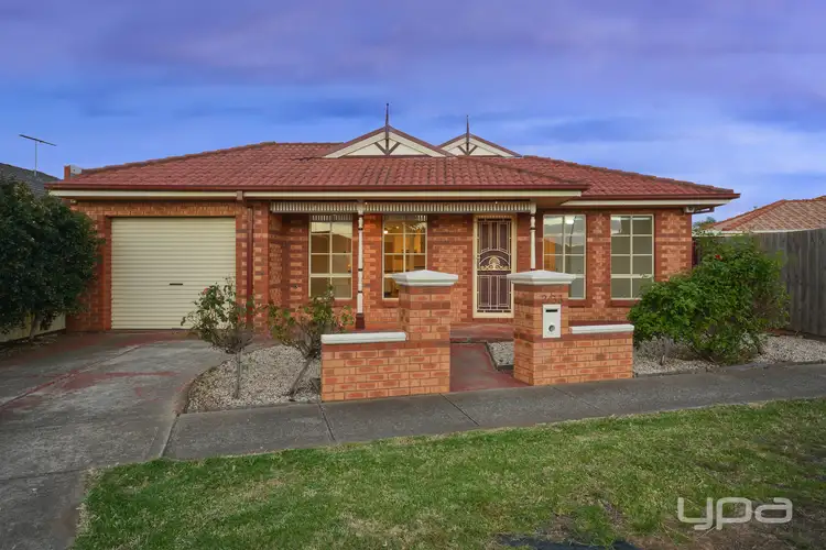 2/33 Harmony Drive