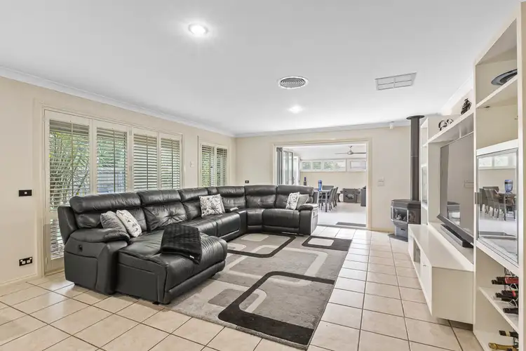 Sixth view of Homely house listing, 4 Leichardt Close, Taylors Lakes VIC 3038