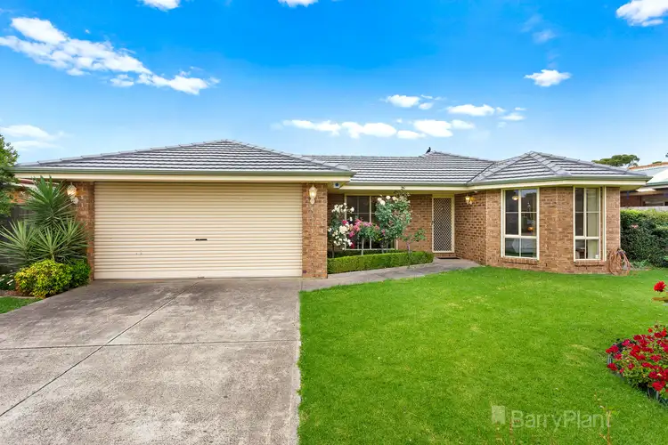 11 Naples Way, Pakenham VIC 3810
