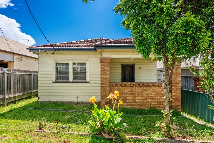 106 Woodstock Street, Mayfield NSW 2304