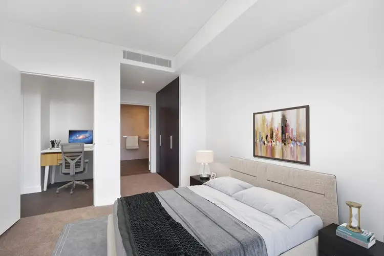 3005/1 Marshall Avenue