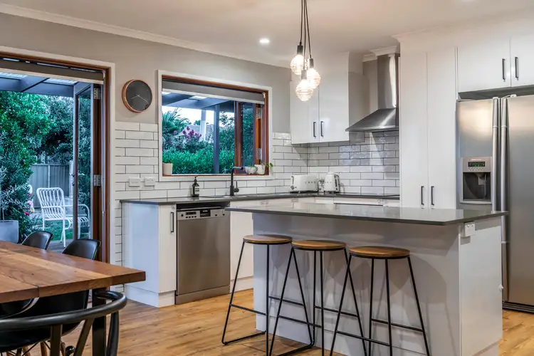 29 Embley Street, Holder ACT 2611
