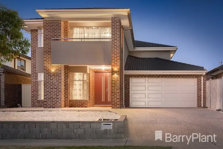 15 Patricia Loop, Keysborough VIC 3173
