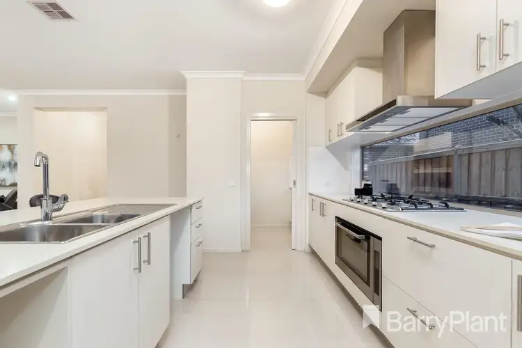 Sixth view of Homely house listing, 15 Patricia Loop, Keysborough VIC 3173